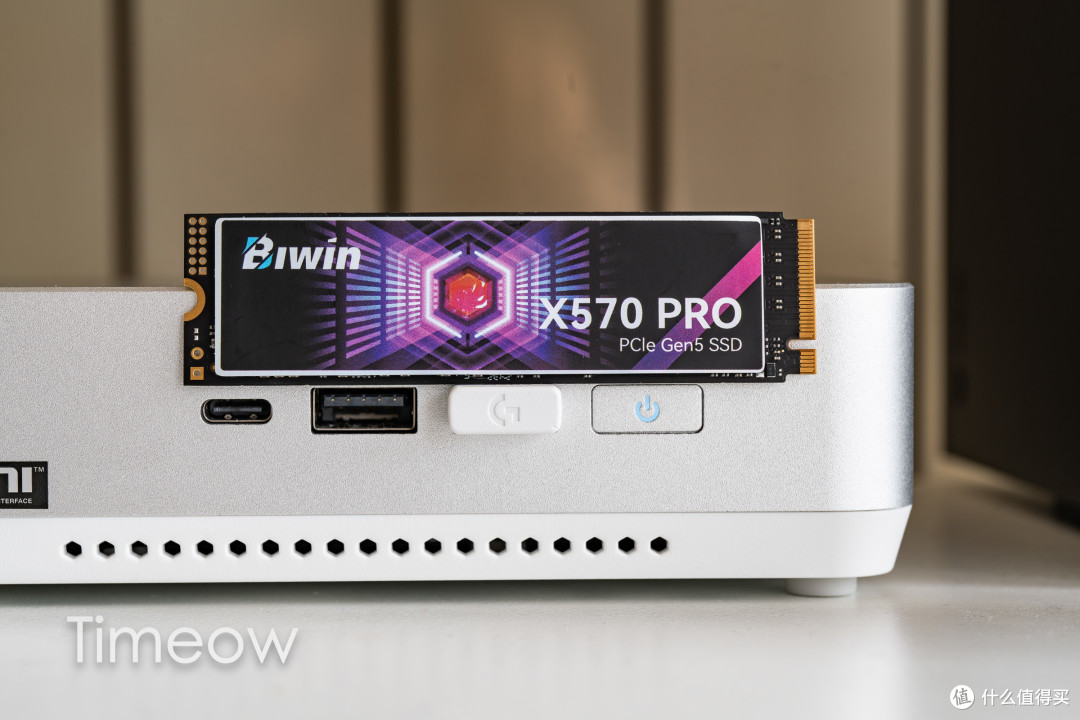 全金属装甲 AMD大板之选 蓝宝石NiTRO氮动B850A主板装机评测