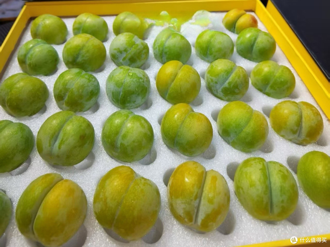 最近喜欢上吃一种李子—贵州六马蜂糖李
