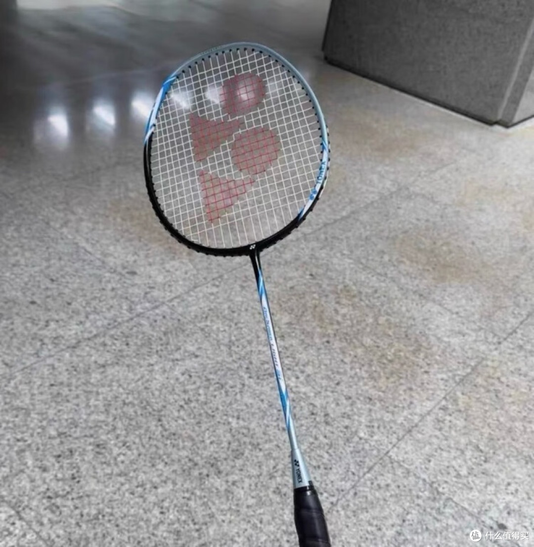 YONEX装备：颜值与实力并存
