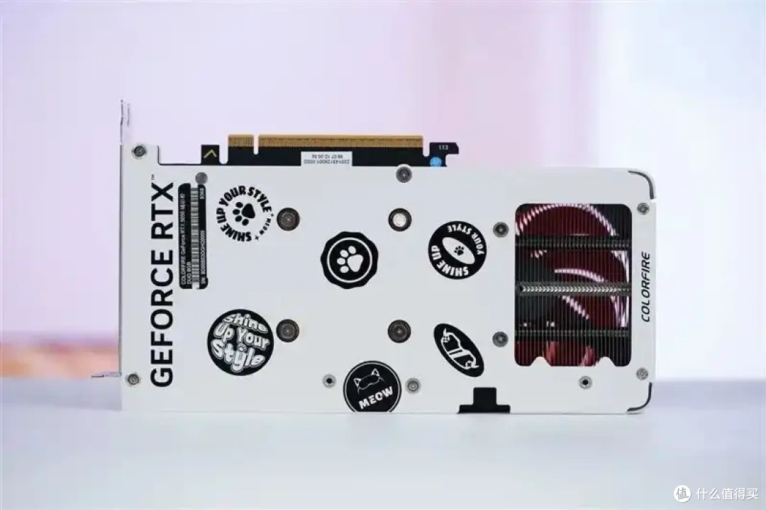 完美替代3050!RTX 5050首发评测:DLSS4/AI/生产力全方面飞跃