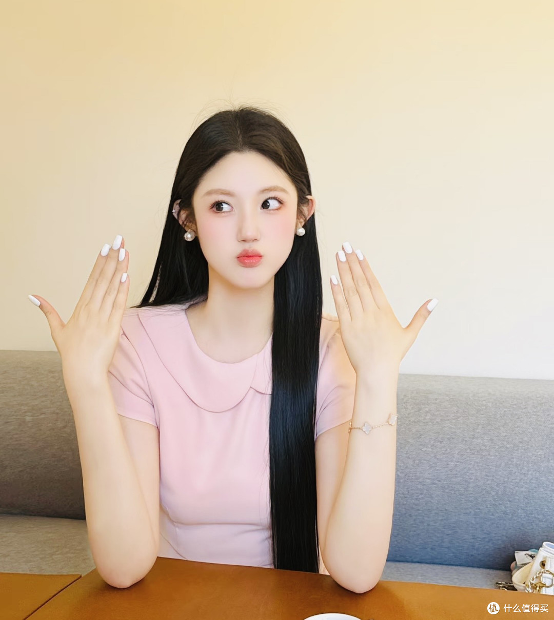 纪梵希 明星四宫格柔雾散粉 轻盈无痕 控油细腻自然 测评