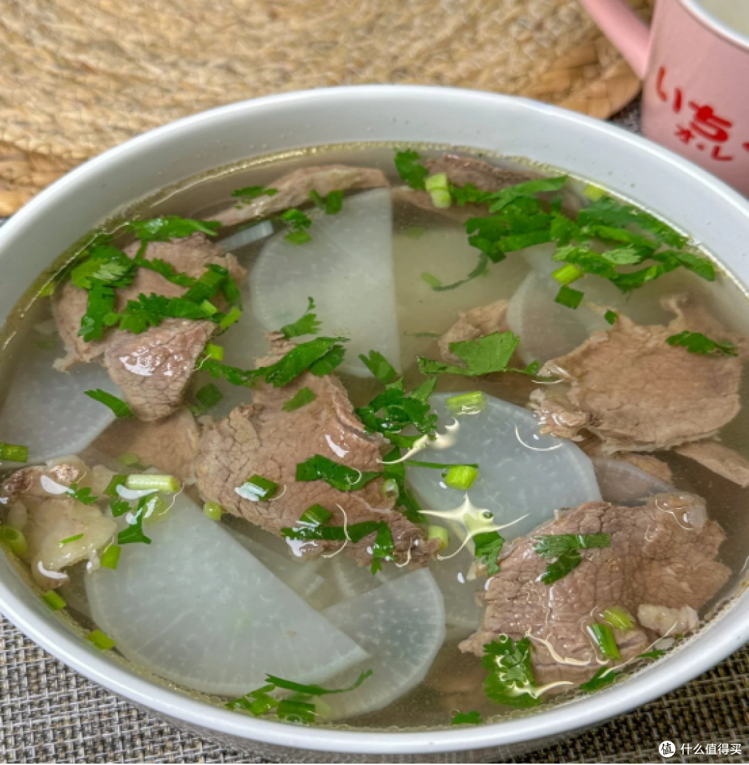 冰镇啤酒配烤羊排,夏天的快乐是谷开元给的
