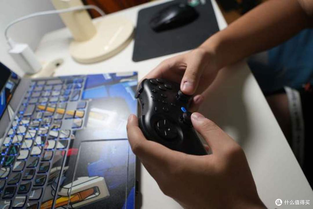谷粒精灵2 Pro手柄,暑假愉快游戏的高性能便携外设