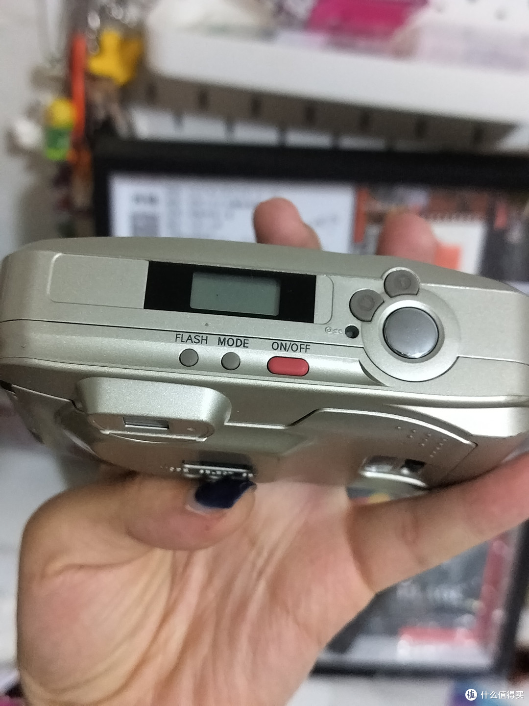 谁说胶片机过时了?这台百元相机拍出了我的复古情怀