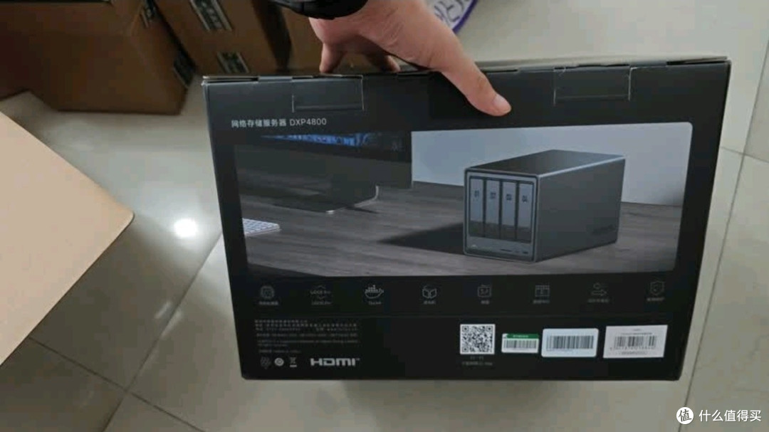 绿联DXP4800 四盘位NAS网络存储个人云硬盘AI家庭服务器深度测评