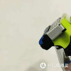 小心剃须超速—不到5块入手的舒适水次元5对比吉列云感