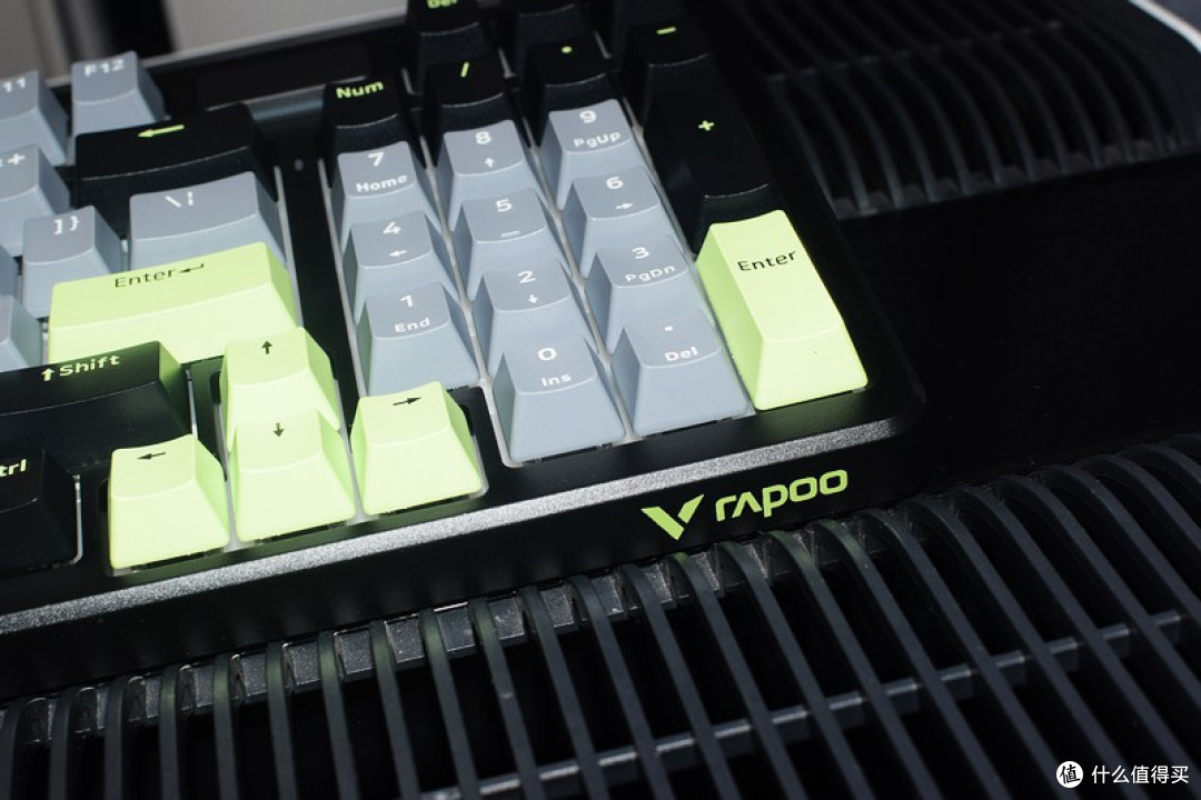 全面提升工作和娱乐体验 雷柏客制化键盘V700DIY-98