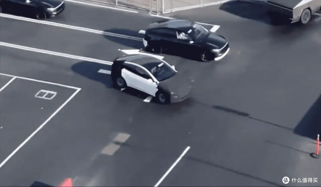 特斯拉神秘新车曝光,小过 Model Y 或成平价紧凑型首秀