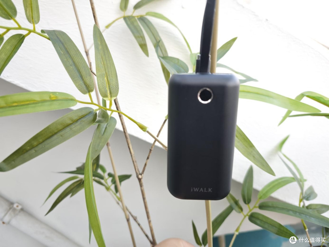 3C认证护航!iWALK小冰棍充电宝让出行告别电量焦虑