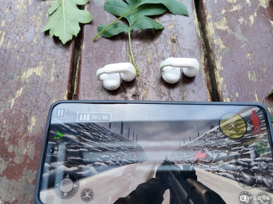 把时尚戴在耳边，双飞燕百耳颂B7开放式新潮耳机，颜值与性能兼备