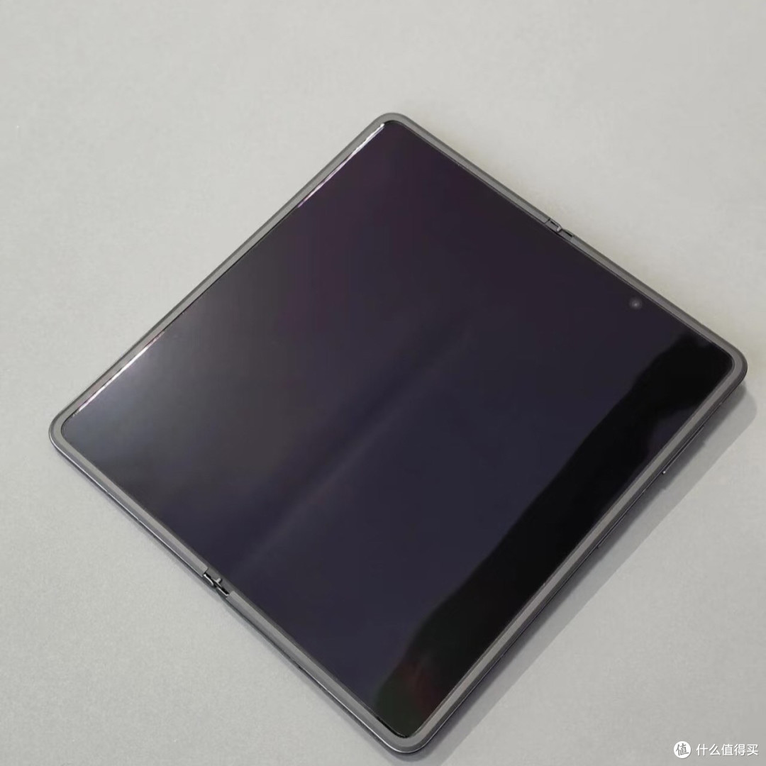折叠屏新卷王？荣耀Magic V5上手体验全曝光！