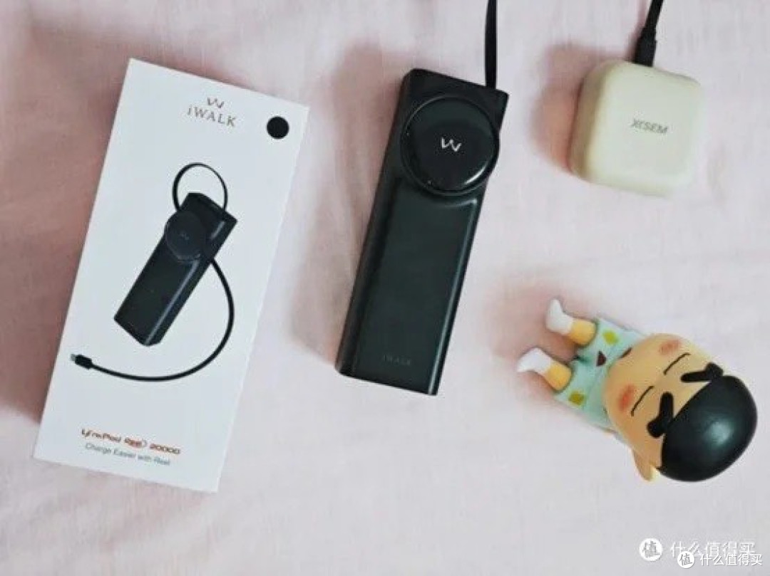 3C 认证护体!iWALK 充电宝陪你高铁飞机放心充