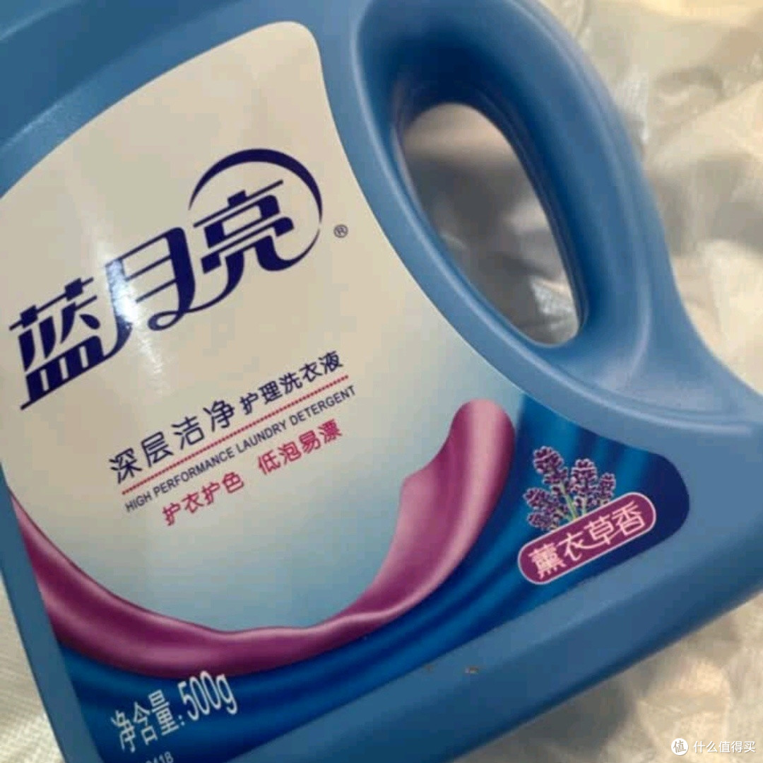 蓝月亮深层洁净护理洗衣液(自然清香500g/瓶)深度测评