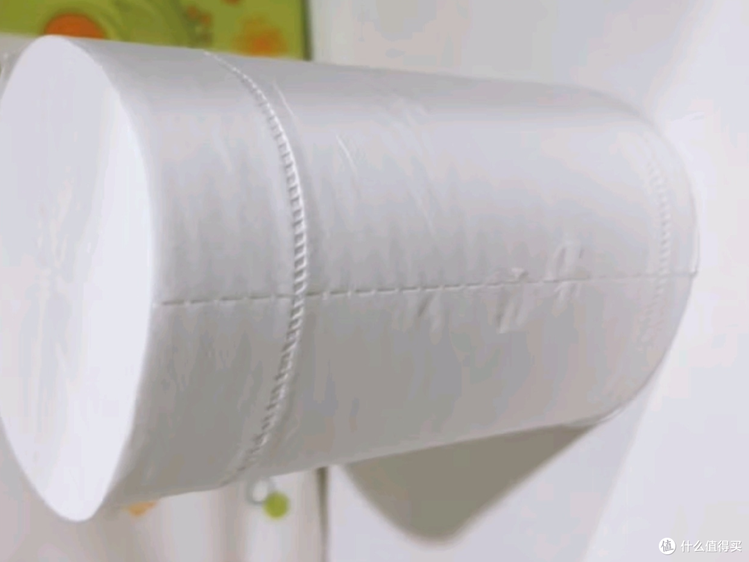 金博仕无芯卷纸:厚实耐用的居家实惠之选