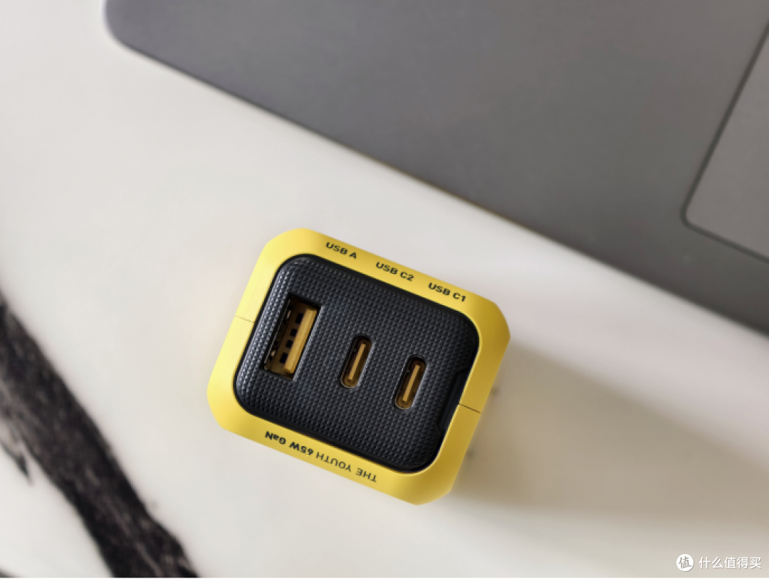 双C口都是真65W,用过就回不去了,奥海氮化镓充电器