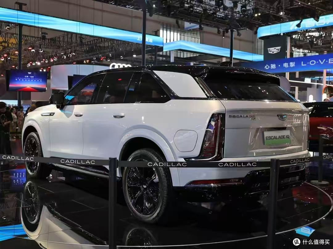凯迪拉克ESCALADE IQ 电动豪华新标杆