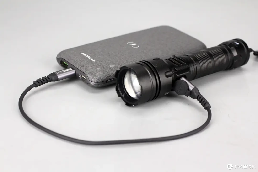 终极进化5万倍速率提升+超细线径——酷乐炫USB4全功能同轴数据线