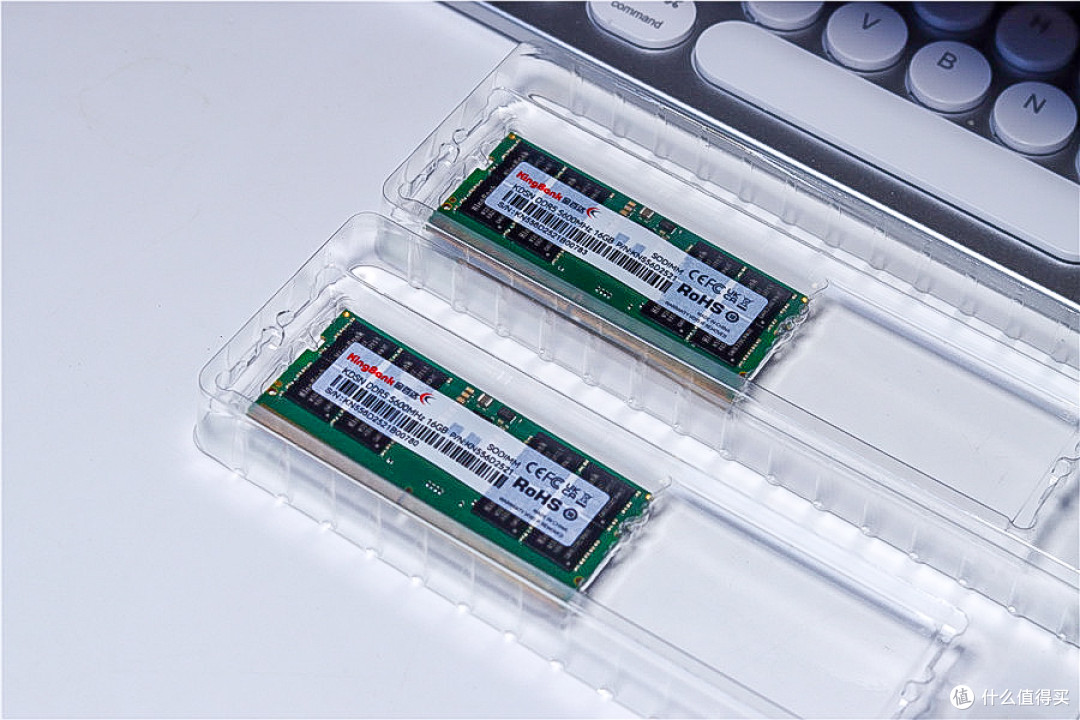 想让迷你主机更流畅?金百达DDR5 5600笔记本内存提升不是一点点