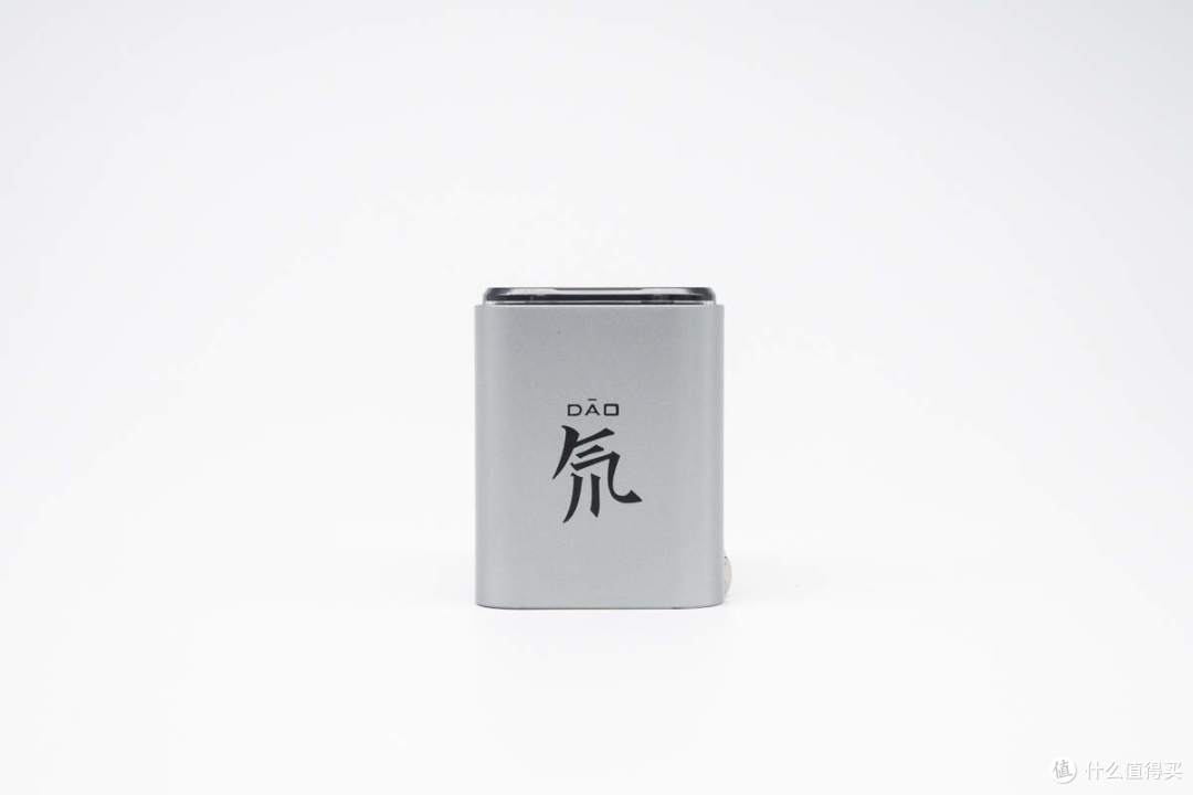 仅69g,小体积充电器标杆,红魔氘锋能量块mini65W充电器评测