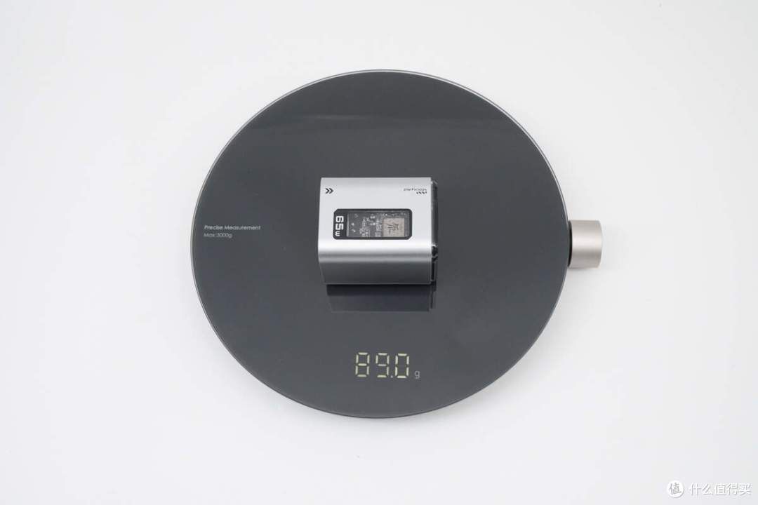 仅69g,小体积充电器标杆,红魔氘锋能量块mini65W充电器评测