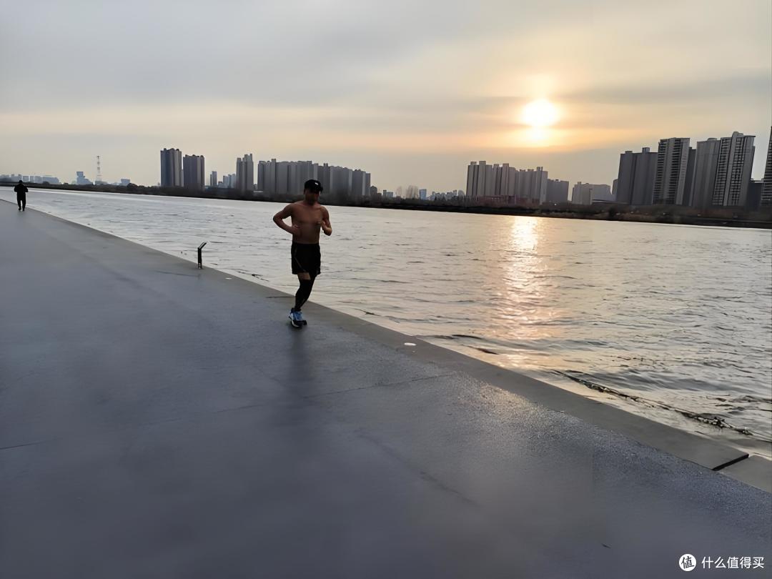 七月流的汗，都是变美的养分！沿湖晨跑打卡记