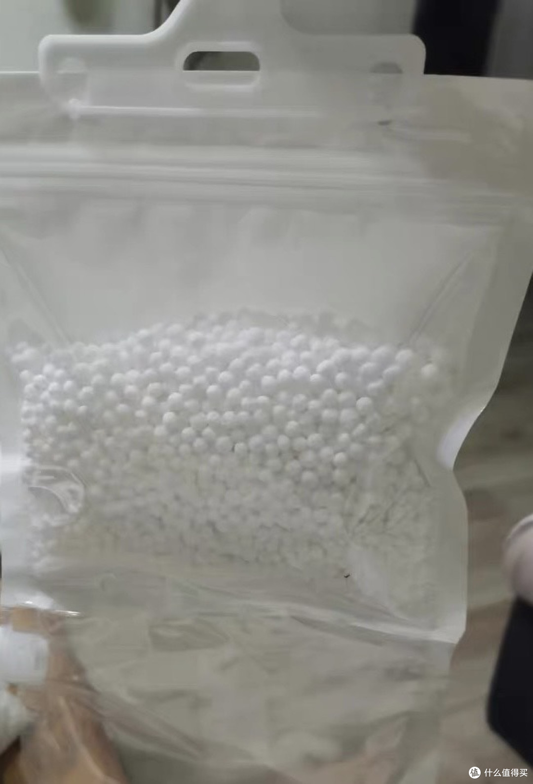 收纳防潮三大策略：密封与除湿并重