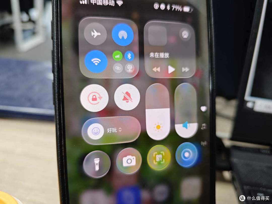 iOS 26 Beta 3体验:修复不能截屏bug 续航信号更好 但新bug来了
