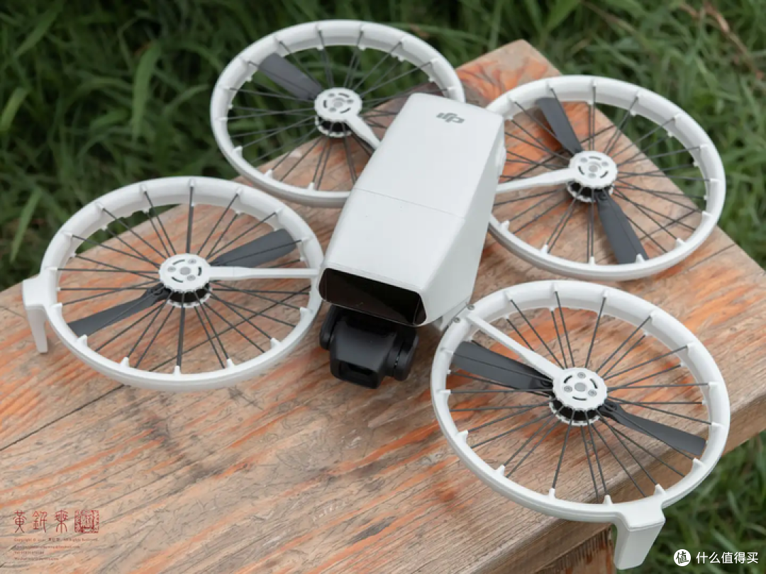大疆 DJI Flip 测评:新手也能拍大片,但抗风和避障能力仍有限