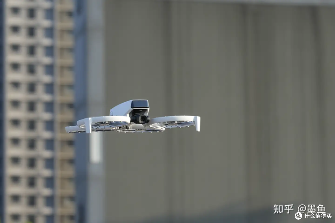 大疆 DJI Flip 测评:新手也能拍大片,但抗风和避障能力仍有限