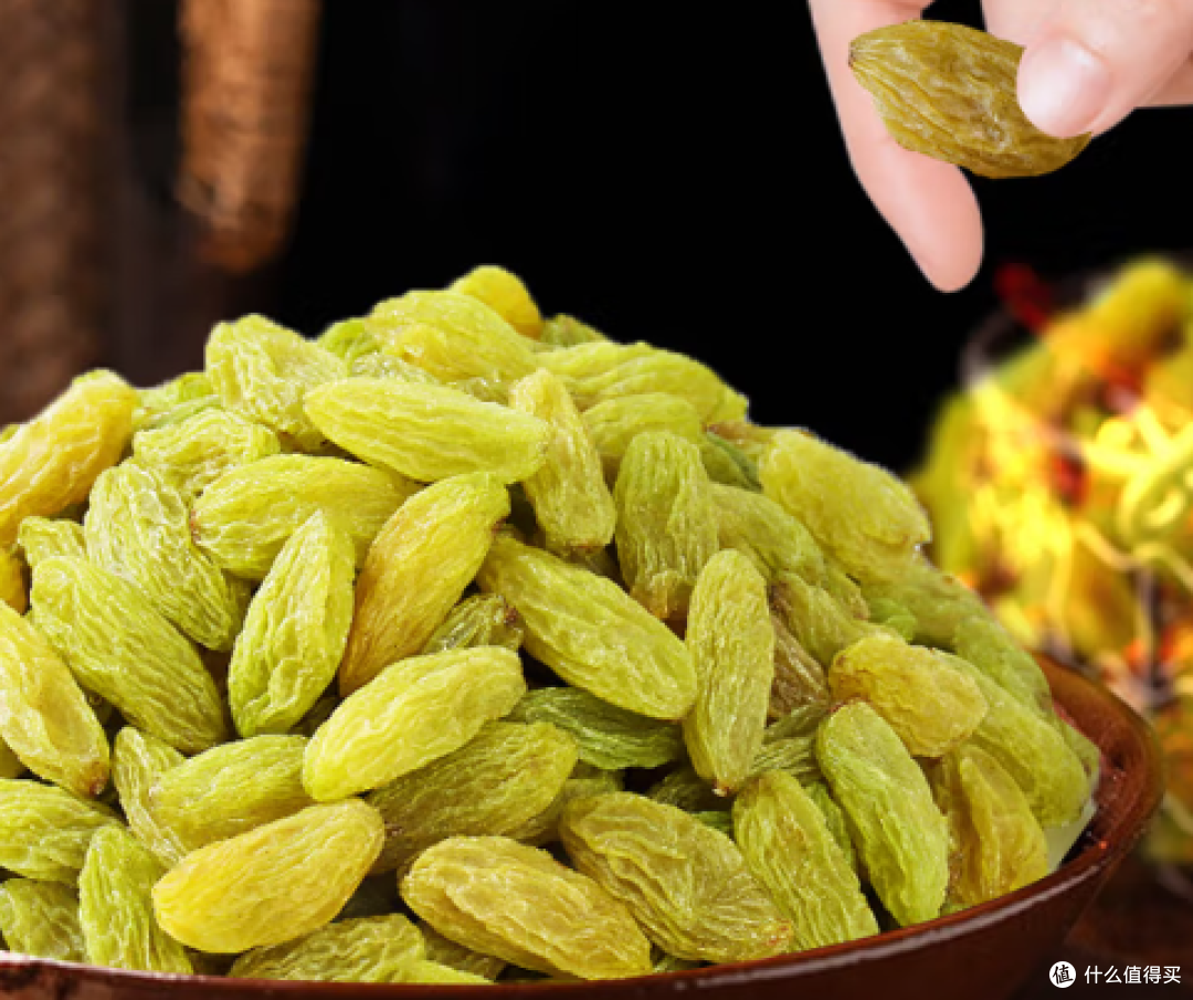 嘴巴印记绿葡萄干：新疆风味的甜蜜印记