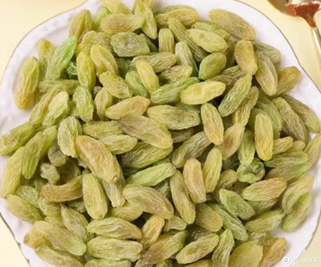 嘴巴印记绿葡萄干：新疆风味的甜蜜印记