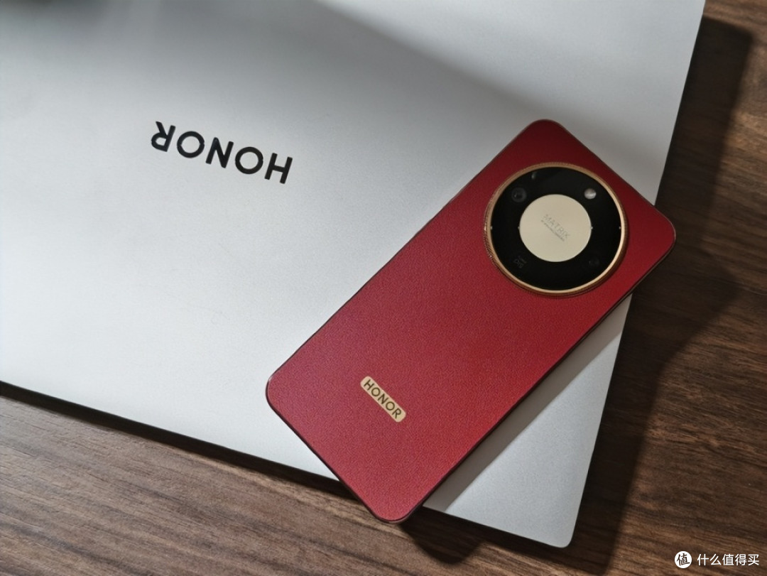 荣耀突然官宣新机,8300mAh+80W闪充+三频北斗,7月15号正式发布