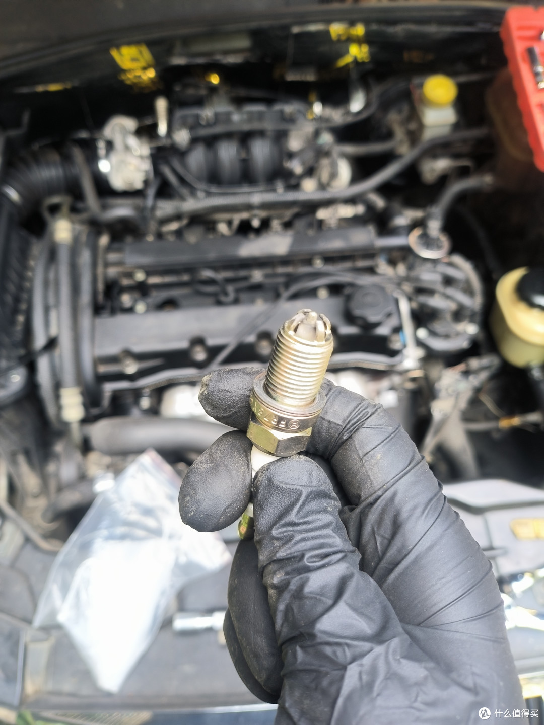 开始认真保养一辆老车2011款别克凯越篇七换火花塞顺便看看缸内