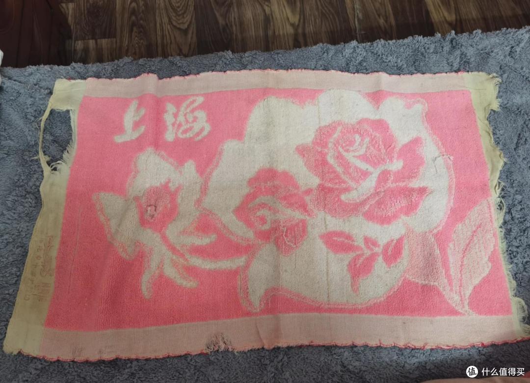 曾经家家必备的床上用品,如今却成了时代的眼泪,你家还剩几样?