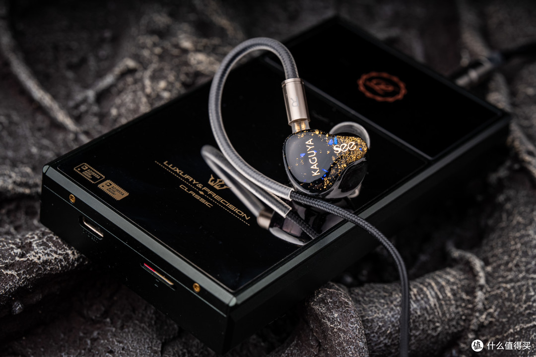 薛定谔的偏科人声毒物——SeeAudio 辉夜2