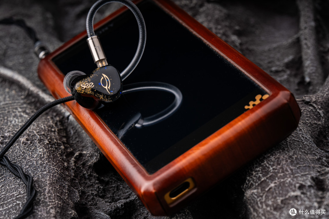 薛定谔的偏科人声毒物——SeeAudio 辉夜2