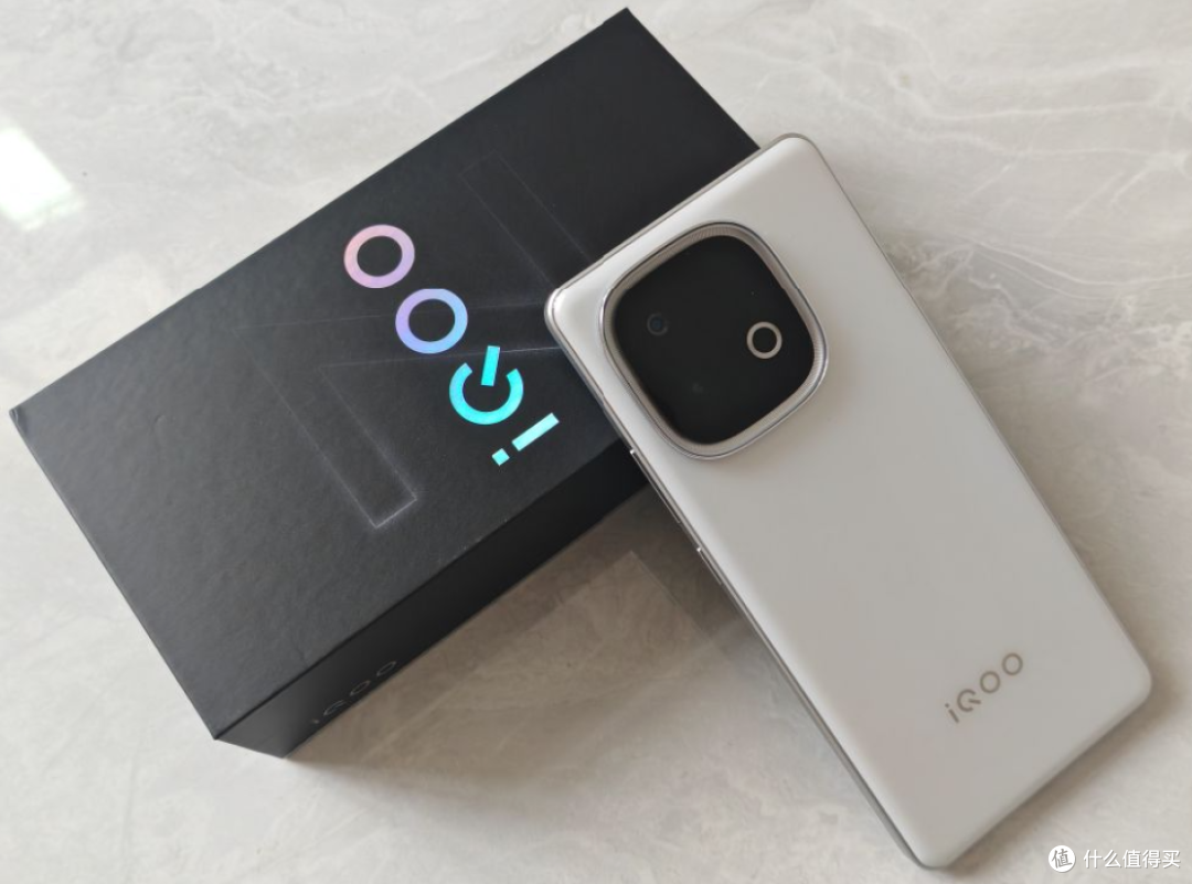 iQOO Z10:千元机市场的“性能续航双料卷王”