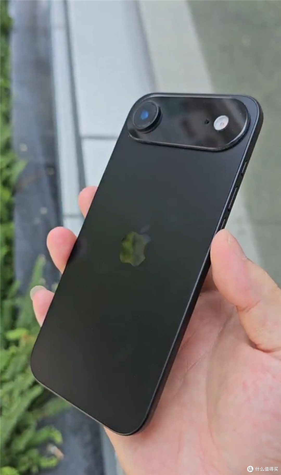 9月发布!iPhone这款新品已曝光这些信息,5.5mm机身真的薄!