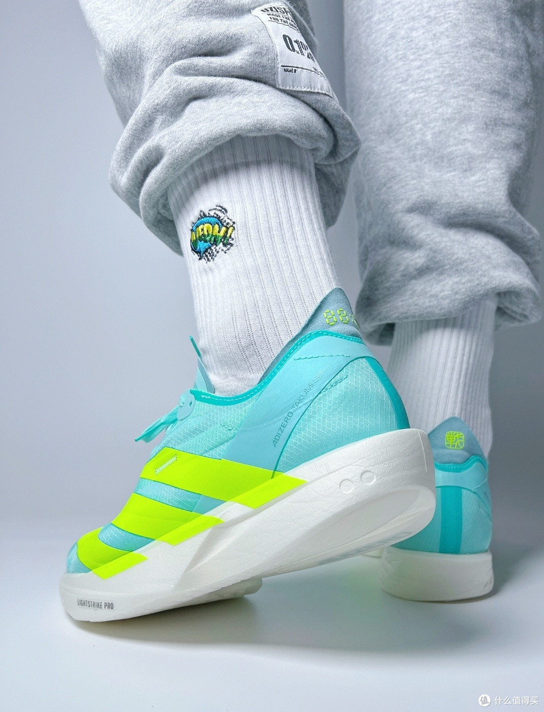 穿上它,感受奔跑中的风声:adidas Takumi Sen 11 竞速跑鞋
