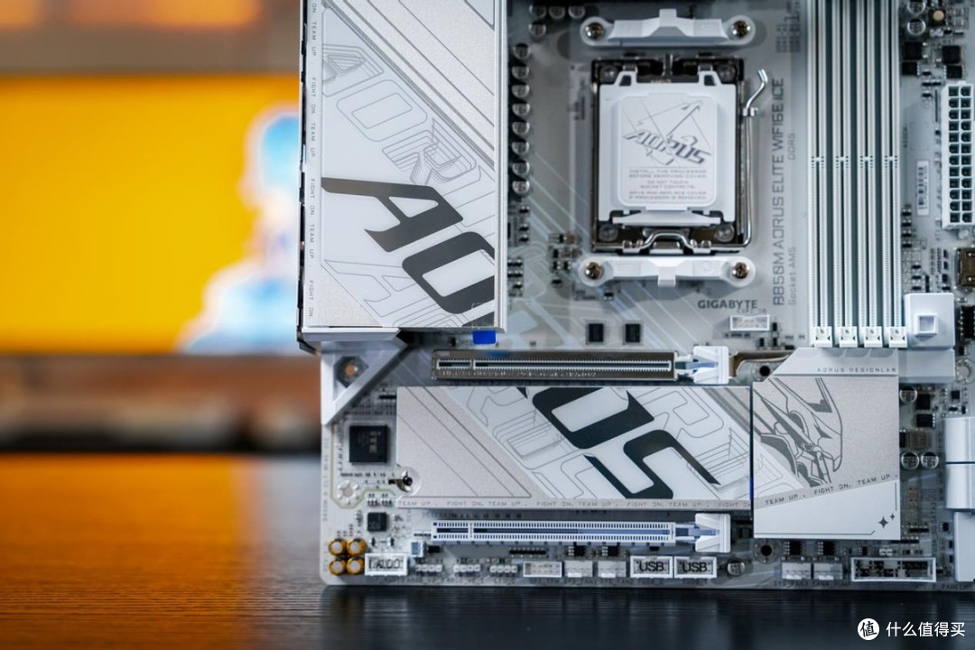 纯白AMD平台装机分享：9600X搭配技嘉B850M+星耀RTX5070显卡