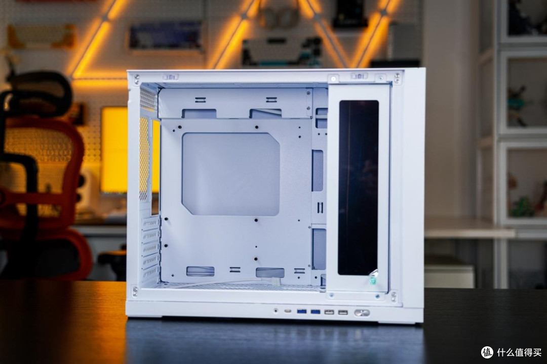 纯白AMD平台装机分享：9600X搭配技嘉B850M+星耀RTX5070显卡