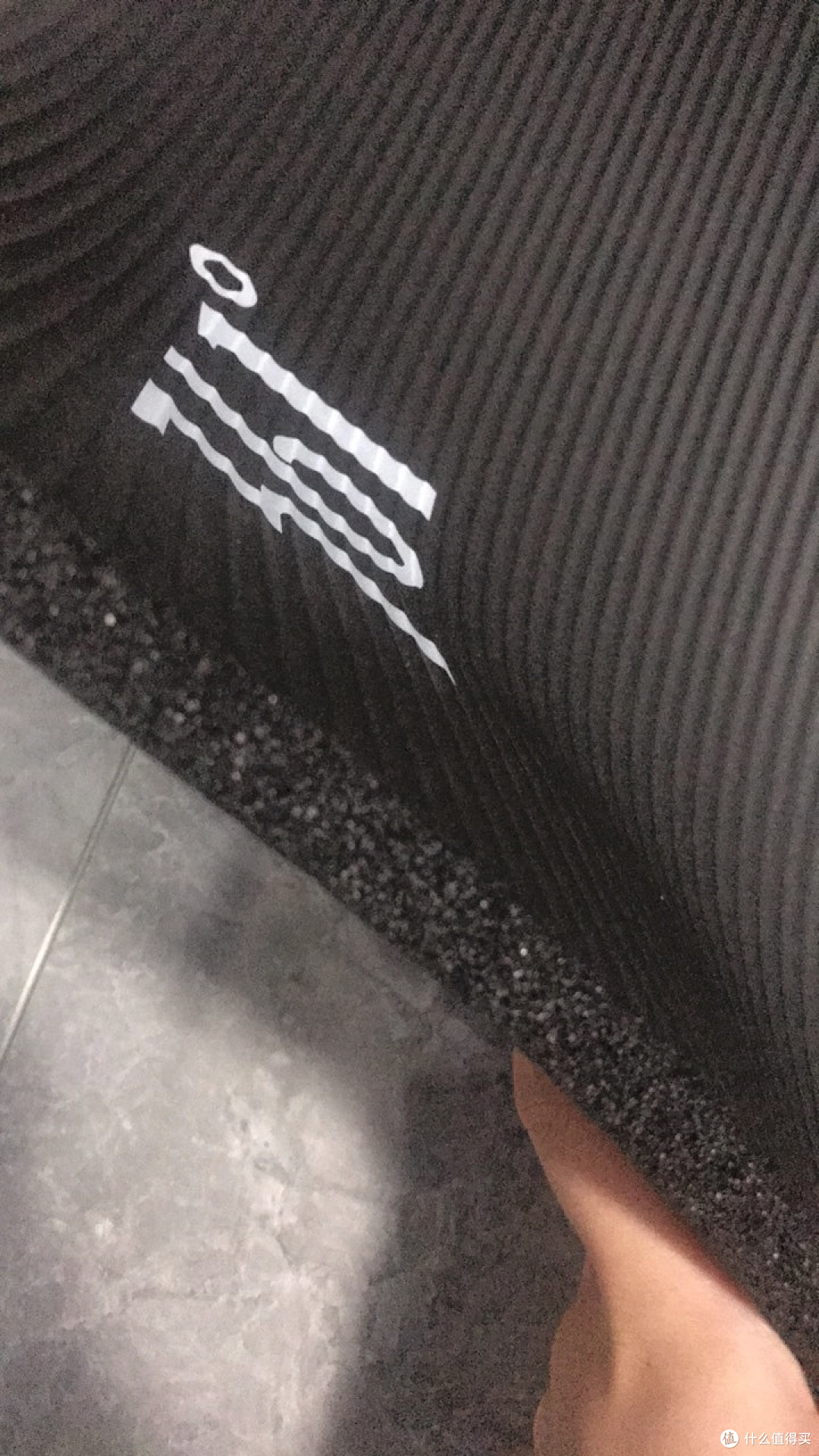 跟风买的361°瑜伽垫，终究成了闲置的“大块头”