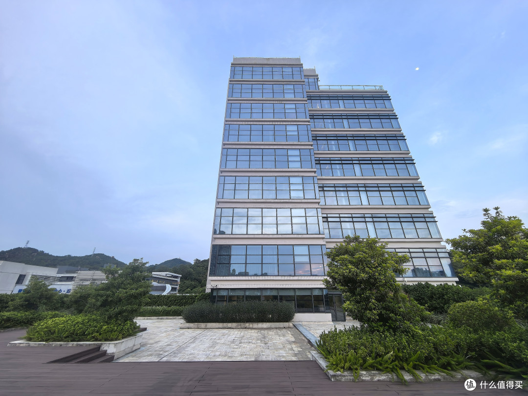 高级学府与国际联号的跨界合作:珠海暨南大学希尔顿花园酒店