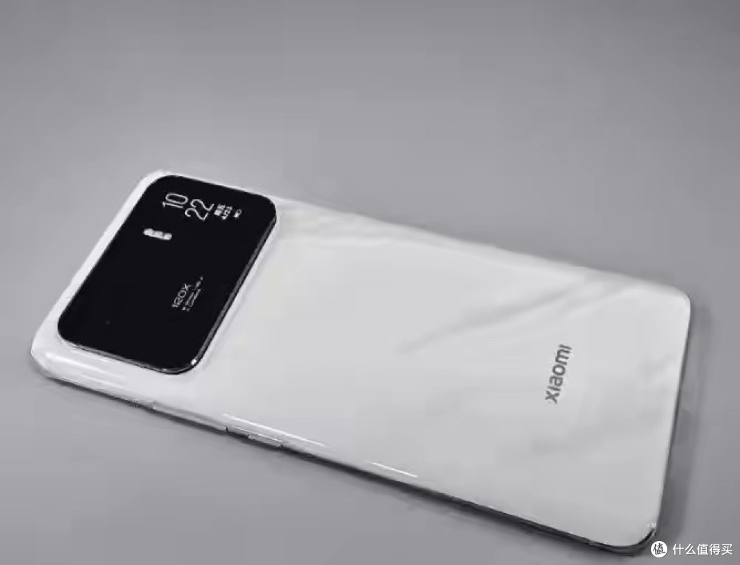 小米16 Ultra再曝：骁龙8 Elite 2+6.8英寸直屏+灵动岛