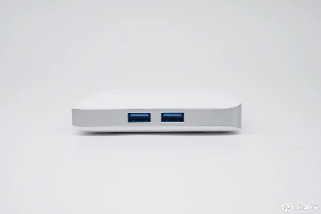 六口合一 130W，多设备急速闪充，ANKER安克130W桌面充电站评测