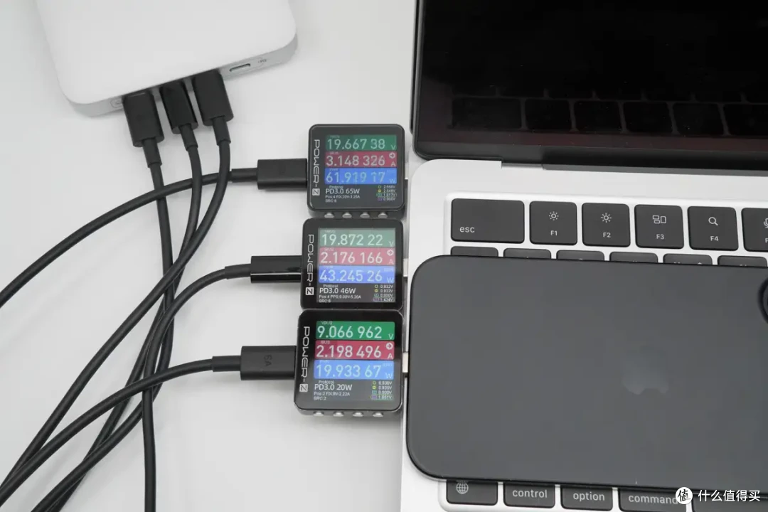 六口合一 130W，多设备急速闪充，ANKER安克130W桌面充电站评测
