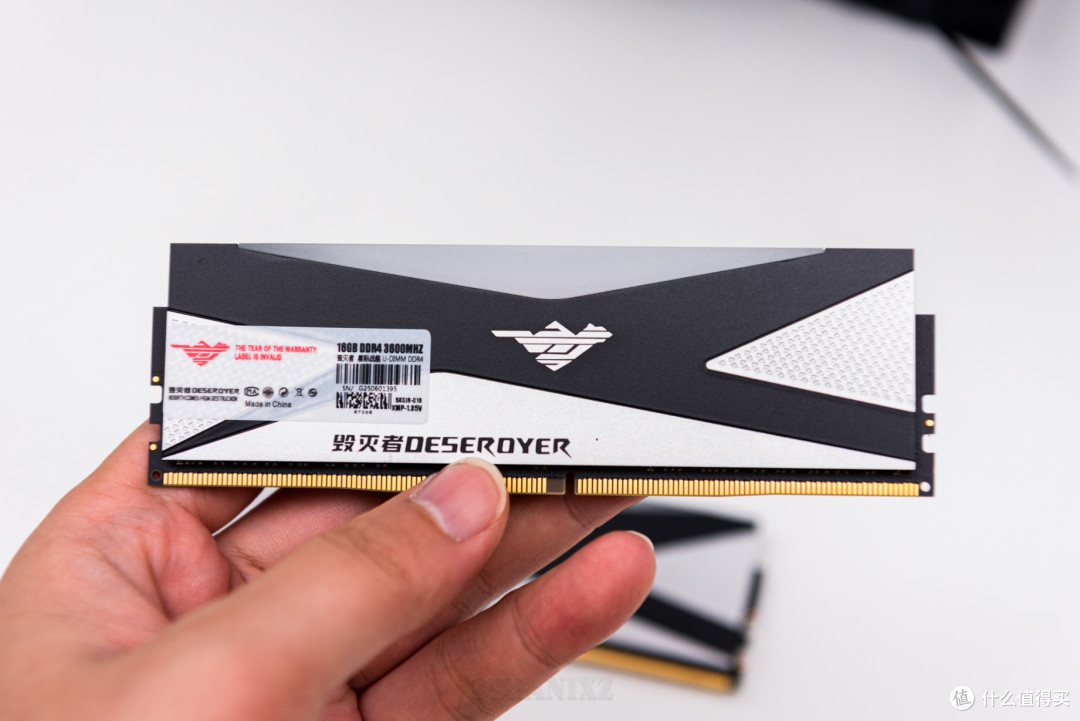 DDR4内存末班车？3000配置升级毁灭者星际战舰DDR4内存再战三五年