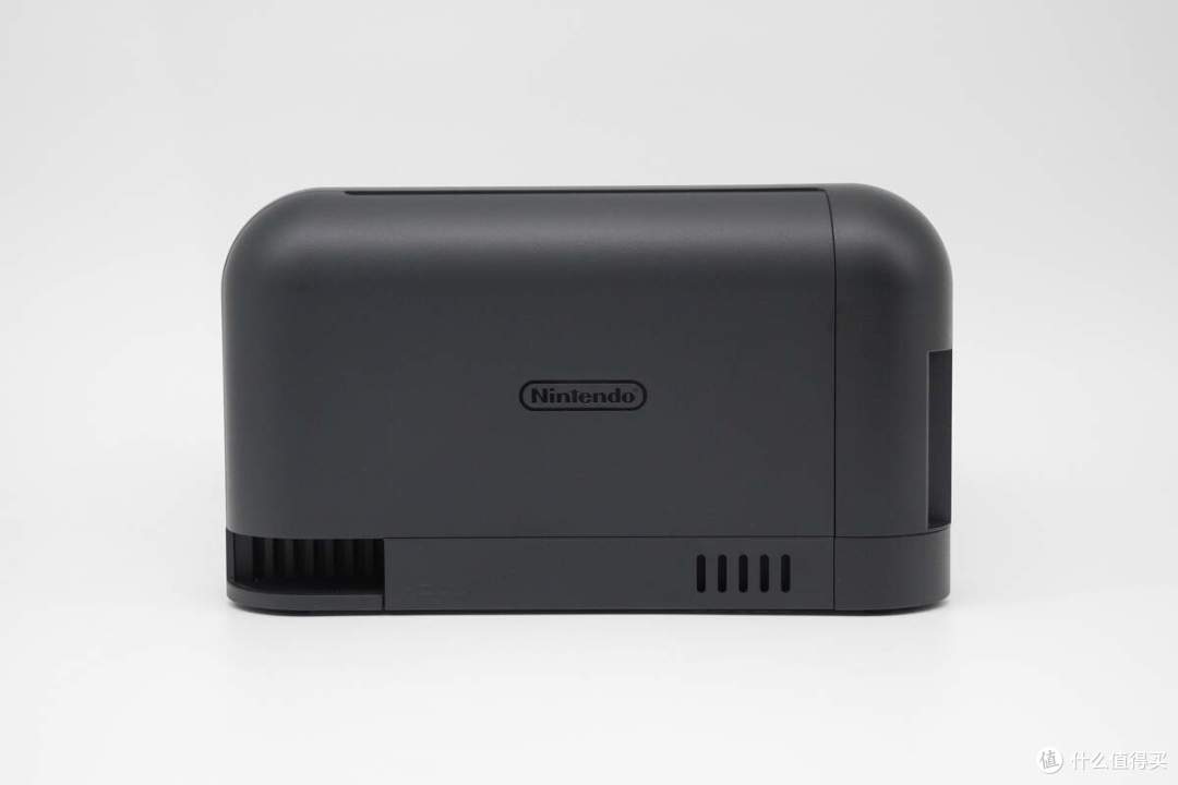 支持TV模式4K分辨率输出,任天堂Switch 2港版原装充电底座拆解