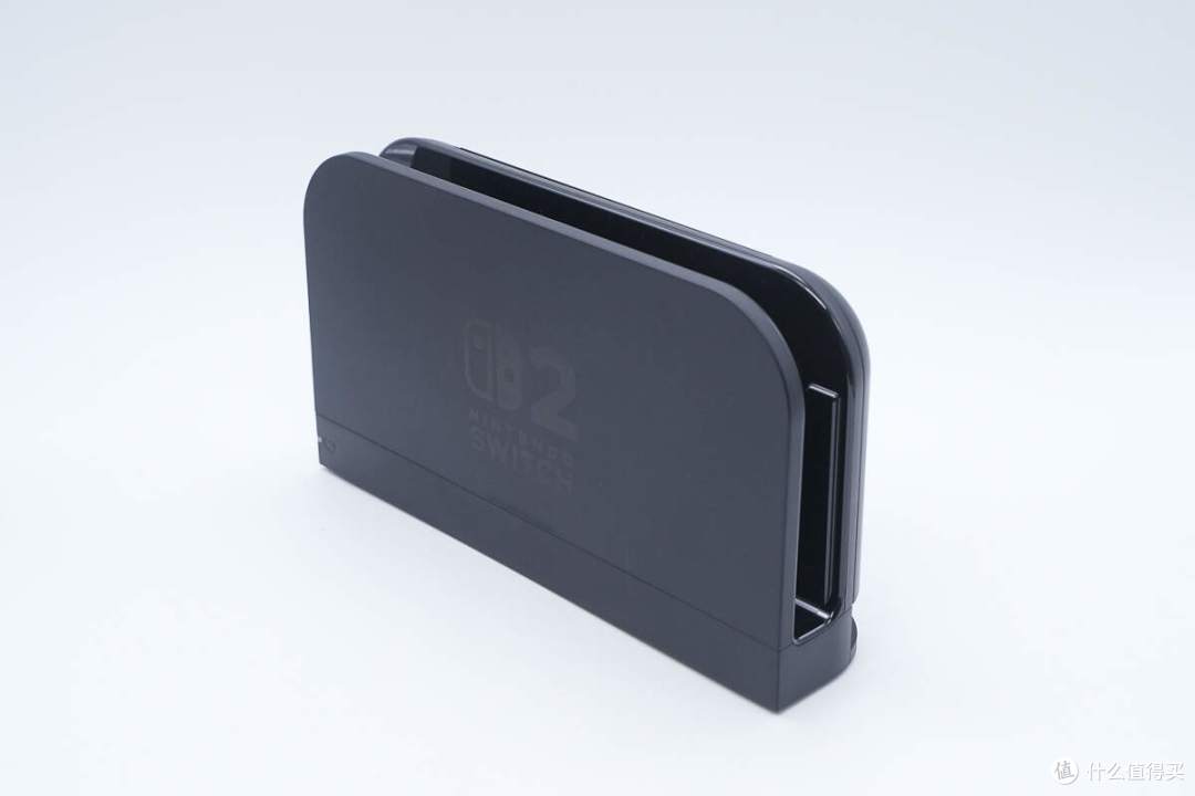 支持TV模式4K分辨率输出,任天堂Switch 2港版原装充电底座拆解
