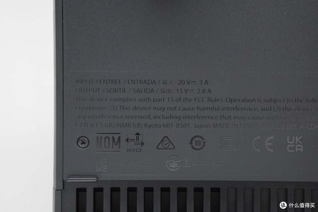 支持TV模式4K分辨率输出,任天堂Switch 2港版原装充电底座拆解